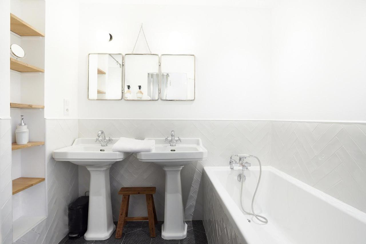 Maison 1634 - Climatisation, Piscine, Parking, Centre Ville, Petit-Dejeuner Compris Pézenas Dış mekan fotoğraf