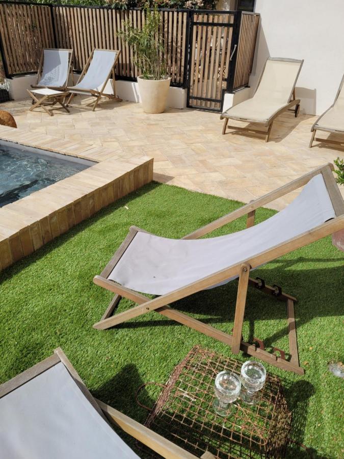 Maison 1634 - Climatisation, Piscine, Parking, Centre Ville, Petit-Dejeuner Compris Pézenas Dış mekan fotoğraf